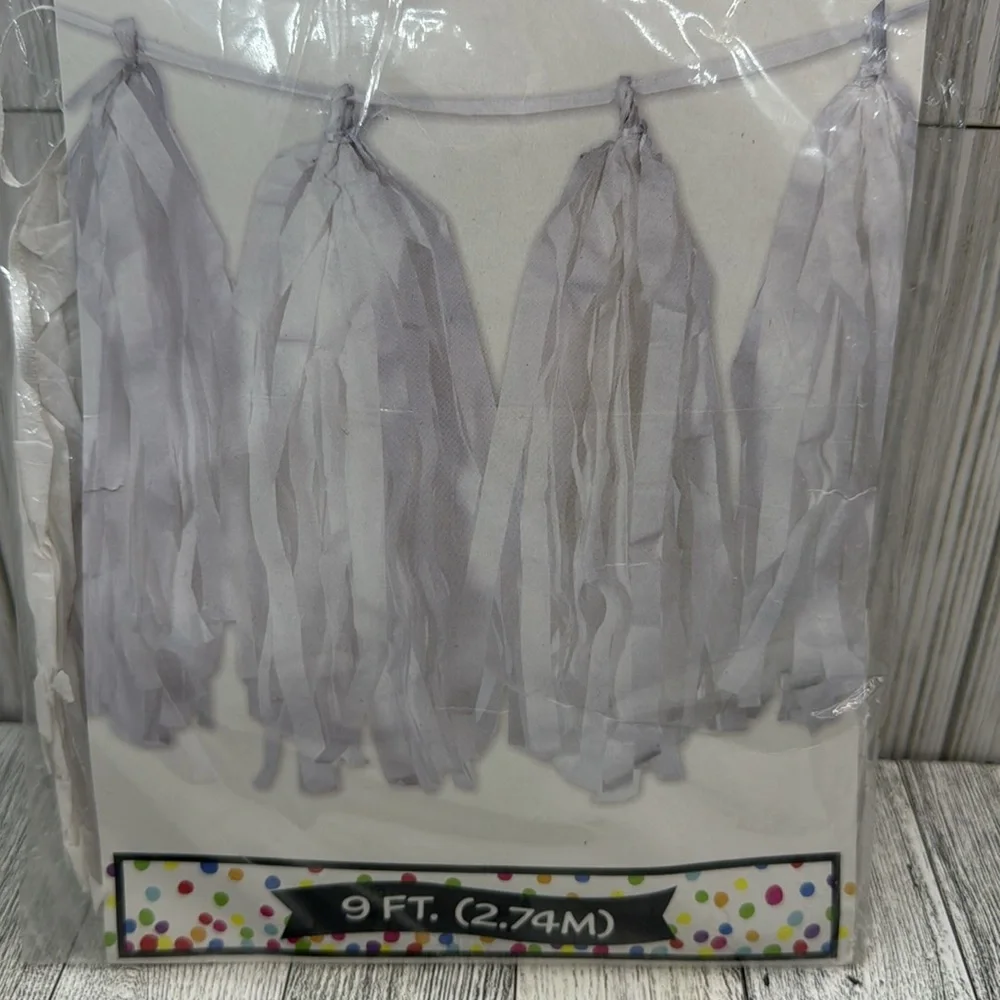 Tassel garland 9ft.(2.74m)